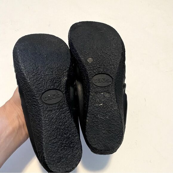 Taos Untold Ballet Flat Leather laser cut Black rounded toe flats-36US 5 - Picture 4 of 9